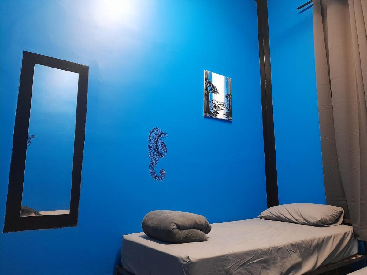 Ozi Inn Backpackers - Perth - Exteriér fotografie